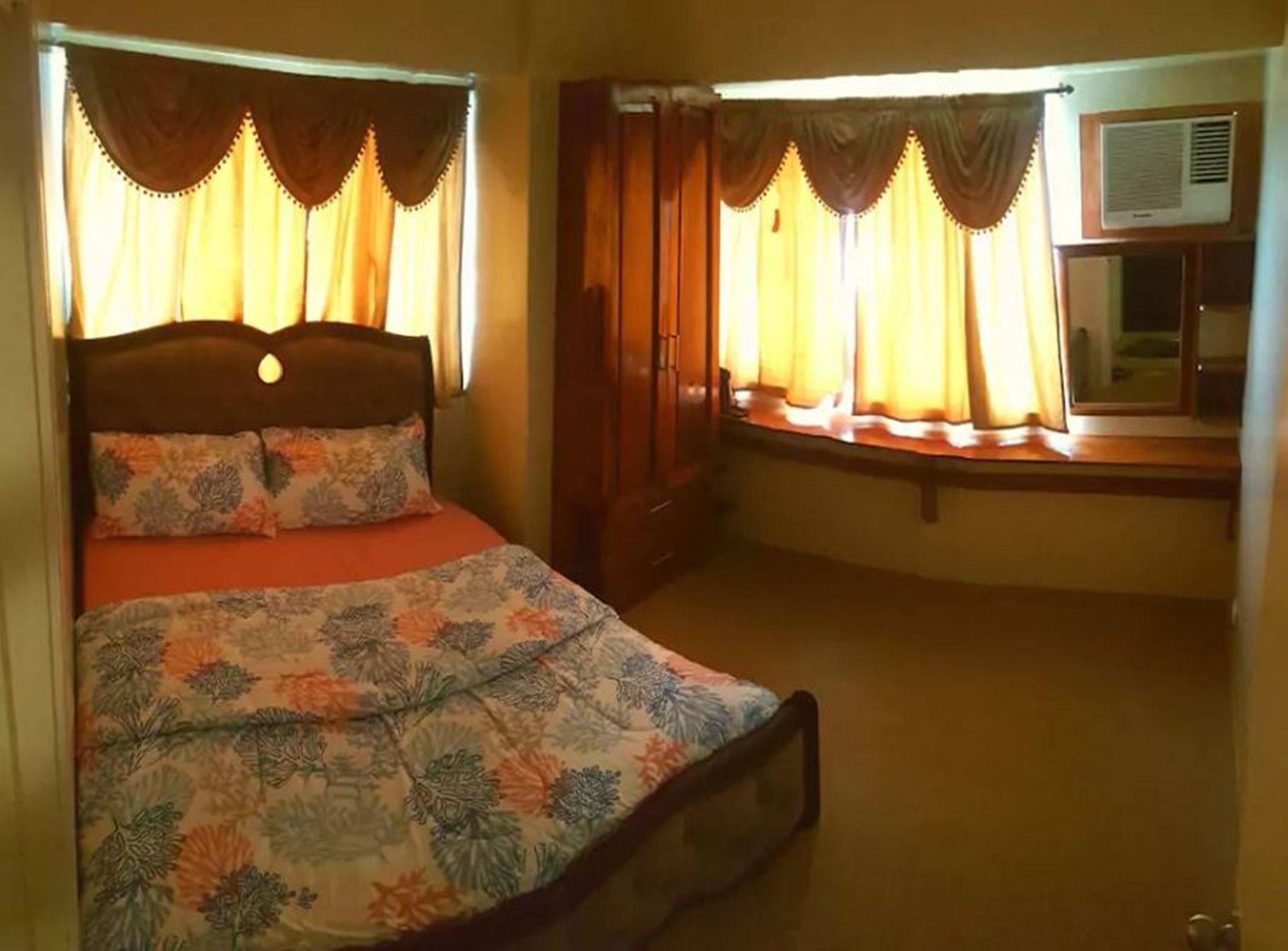 Roy'S Cabin Suites General Santos City Eksteriør billede